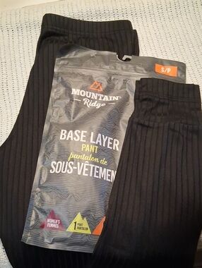 Women's Black Base Layer Pant Size: Small
